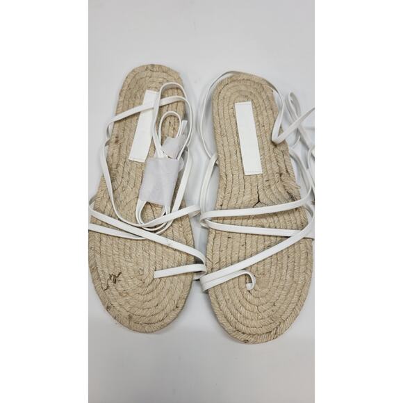 ASOS DESIGN Jamila Toe Loop Espadrille in White Size8 - Picture 2 of 9